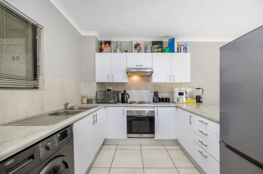 2 Bedroom Property for Sale in Silver Oaks Western Cape